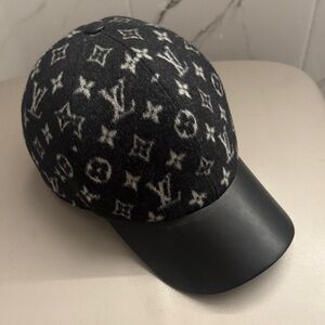 Louis Vuitton Black & White Monogram Wool Baseball Cap